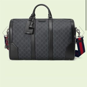 Gucc duffel bag for men